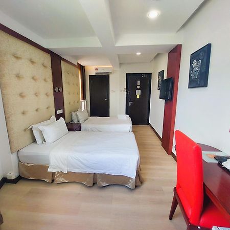 Celyn City Hotel Kota Kinabalu Exterior photo