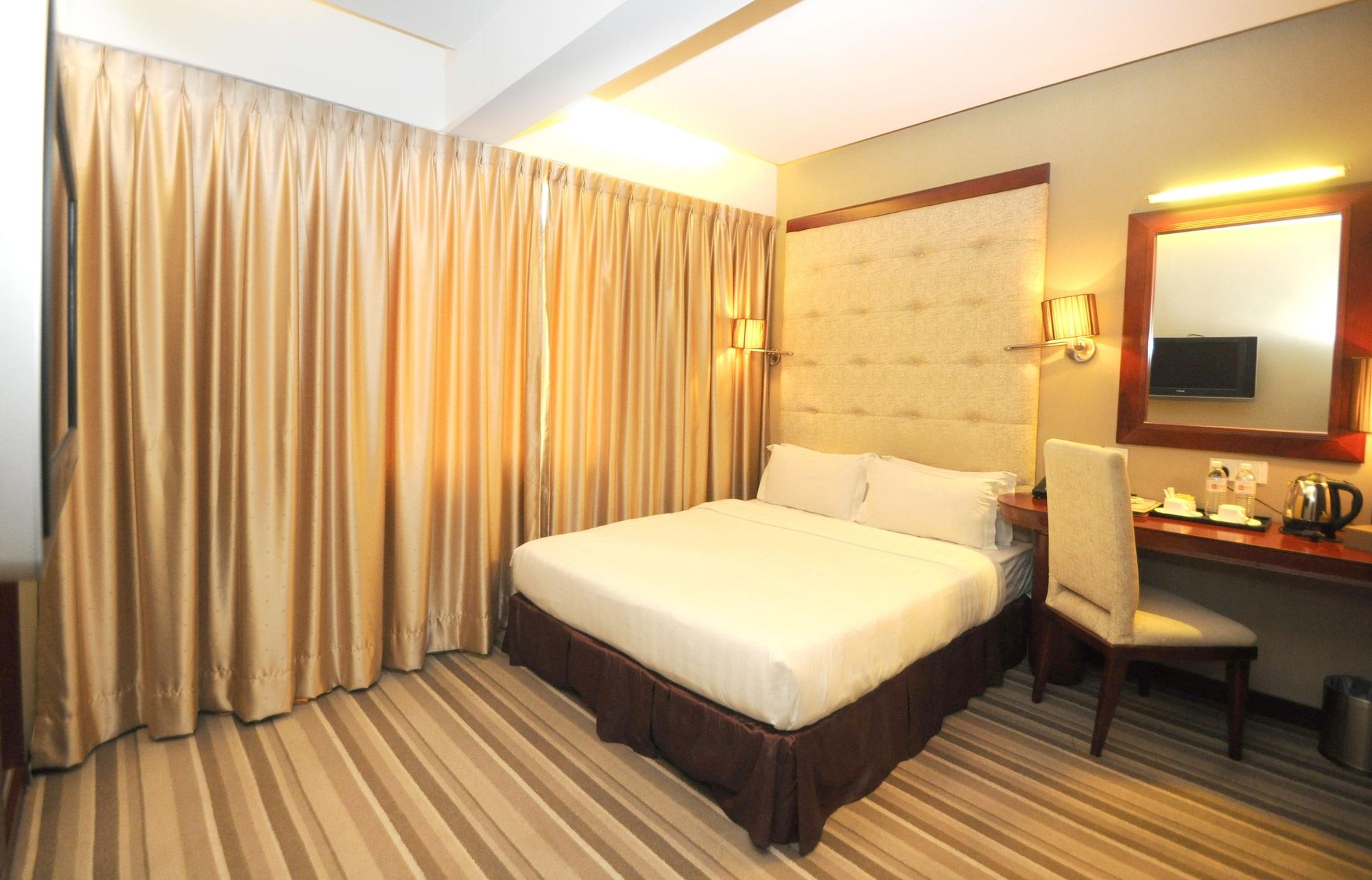 Celyn City Hotel Kota Kinabalu Exterior photo