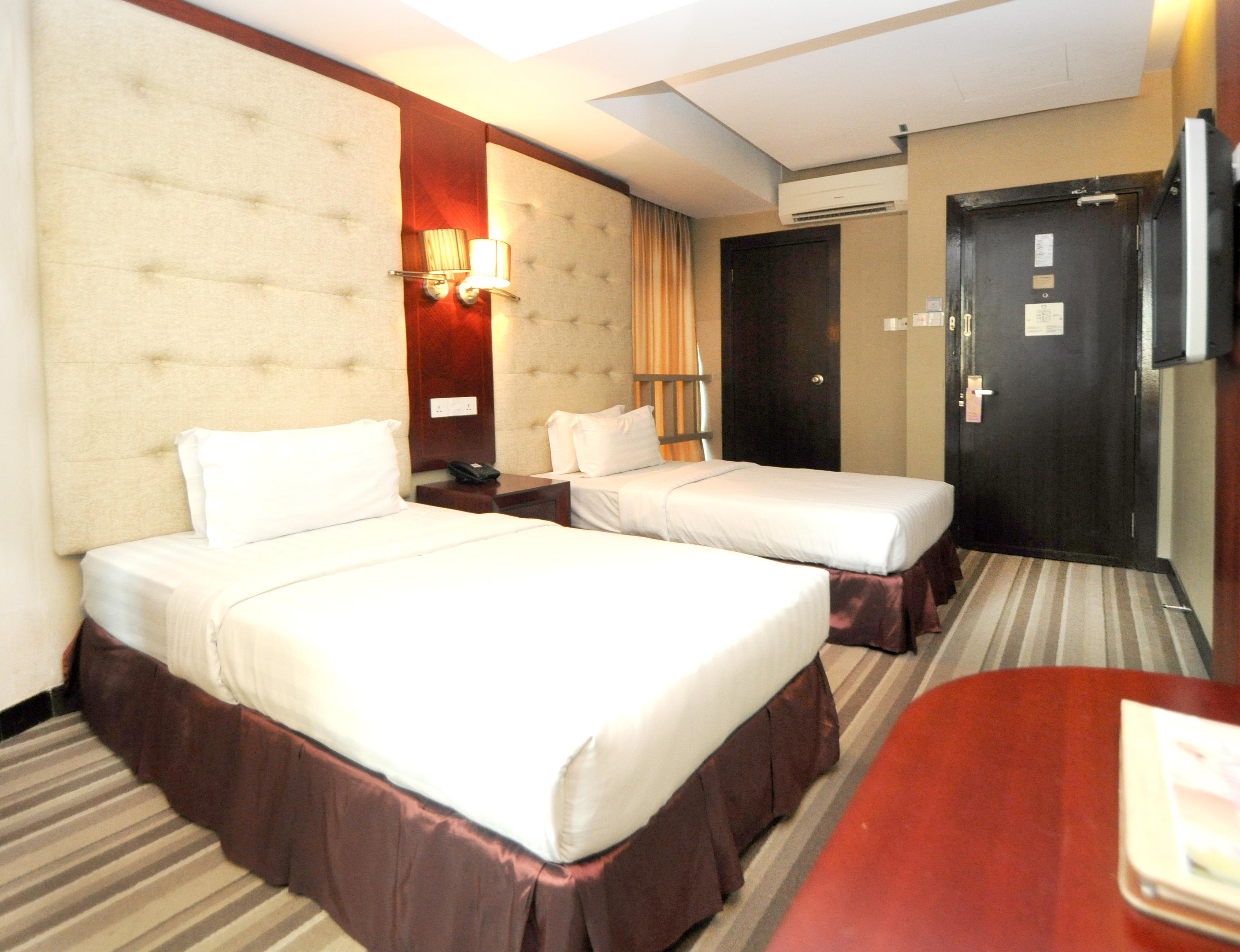 Celyn City Hotel Kota Kinabalu Exterior photo